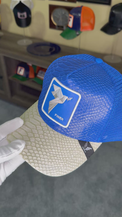FINER Trucker